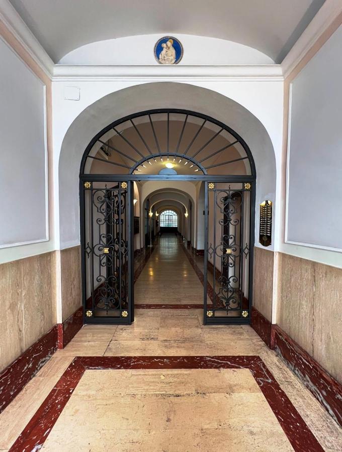 Dolce Vita Guest House Rome Exterior photo